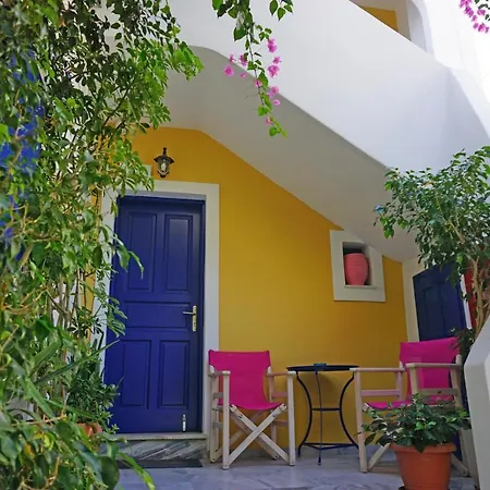 Proteas 酒店 Kamári